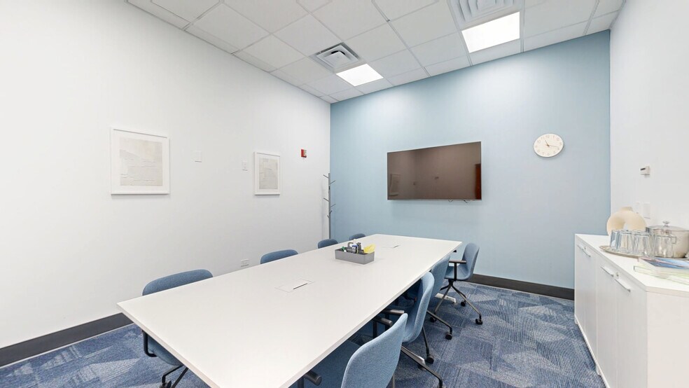 More Photos Of 1701 Park Center Dr, Orlando Coworking Space