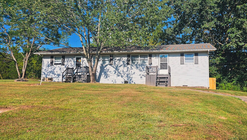 Primary Photo Of 1801 Ridgewood Dr, Murray Specialty For Sale