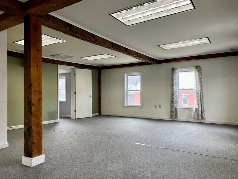 Primary Photo Of 31 Bridge St, Shelburne Falls Industrial For Lease