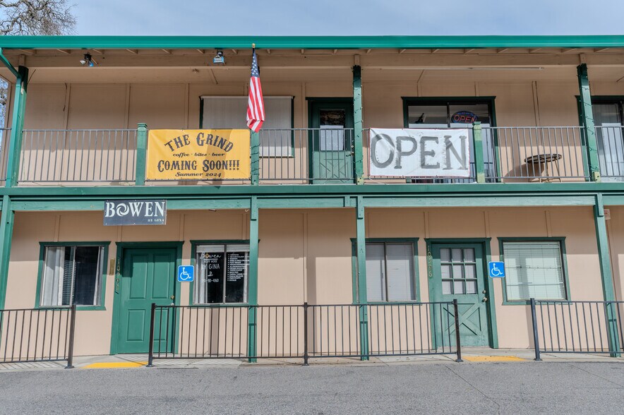 More Photos Of 10556-10612 Combie Rd, Auburn Medical For Sale