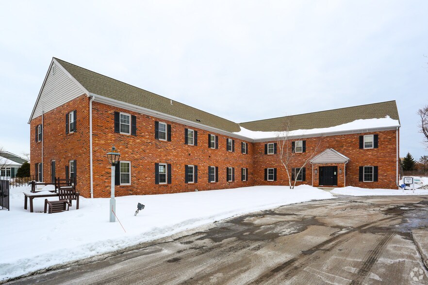 More Photos Of 10144 N Port Washington Rd, Mequon Loft Creative Space For Lease