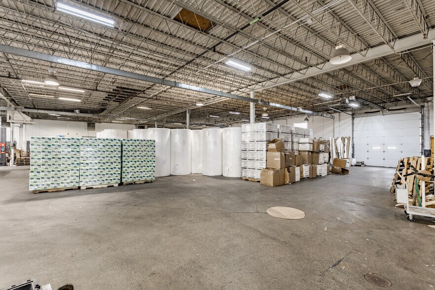 More Photos Of 1825 W 18th St, Anderson Warehouse For Sale