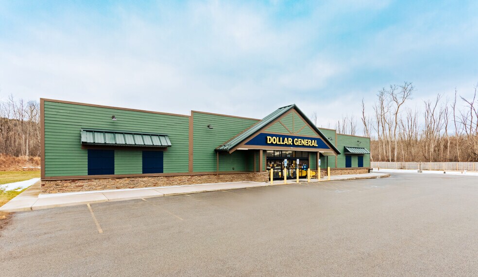 Primary Photo Of 4797 Main St, Hemlock Freestanding For Sale