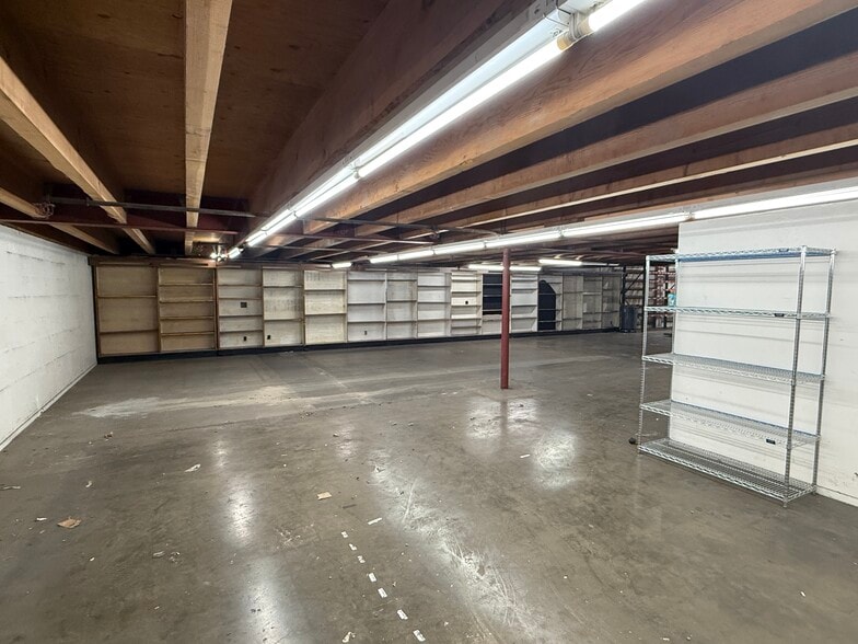 More Photos Of 1907 S St, Sacramento Warehouse For Sale
