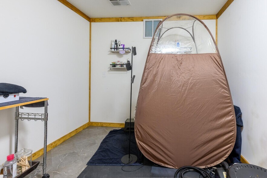 More Photos Of 312 Dewey Ave, Eureka Storefront Retail Office For Lease