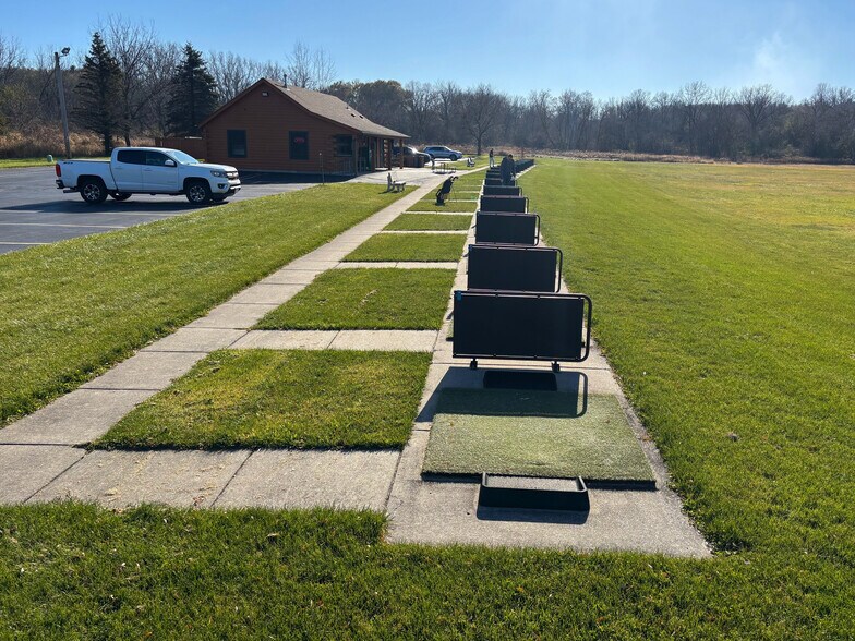 More Photos Of 20101 W Cleveland Ave, New Berlin Golf Course Driving Range For Sale