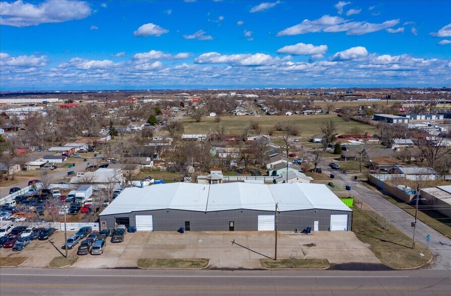 More Photos Of 4102-4112 S High Ave, Oklahoma City Service For Lease