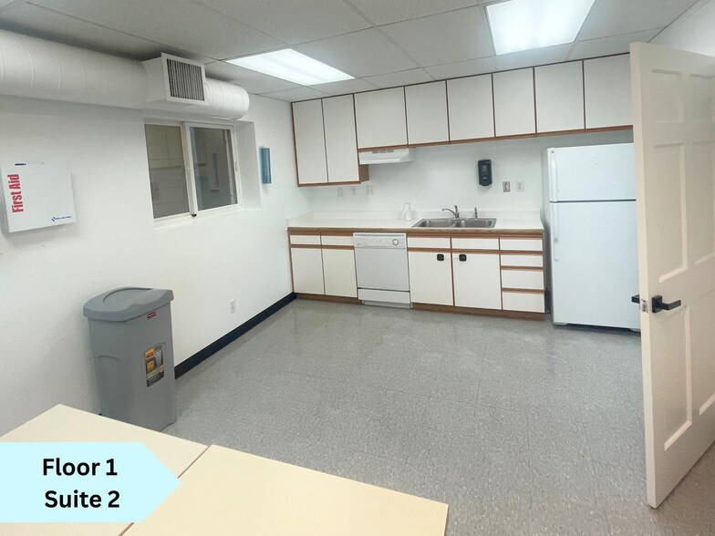 More Photos Of 2145 S Clermont St, Denver Office For Sale