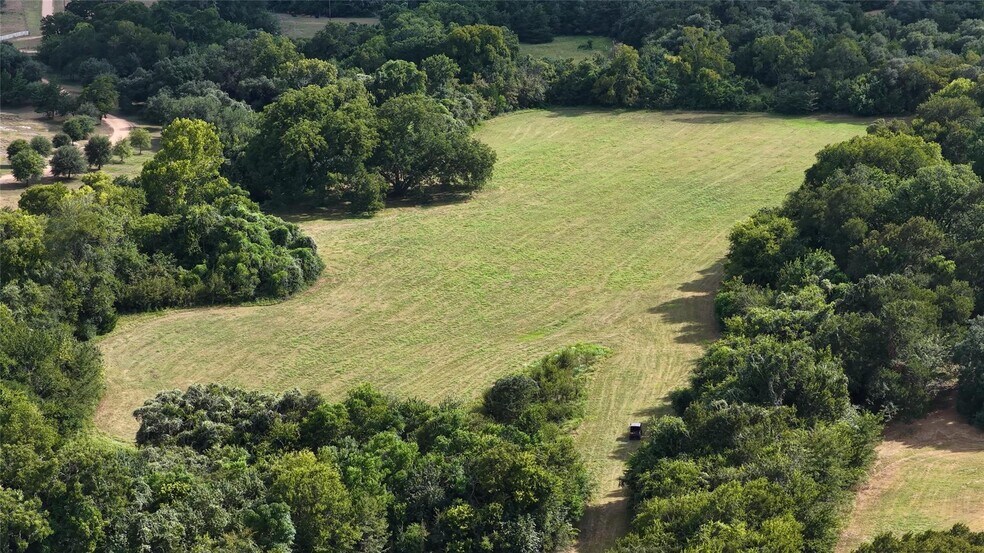 More Photos Of 4410 Clay Rd crk, Brenham Land For Sale