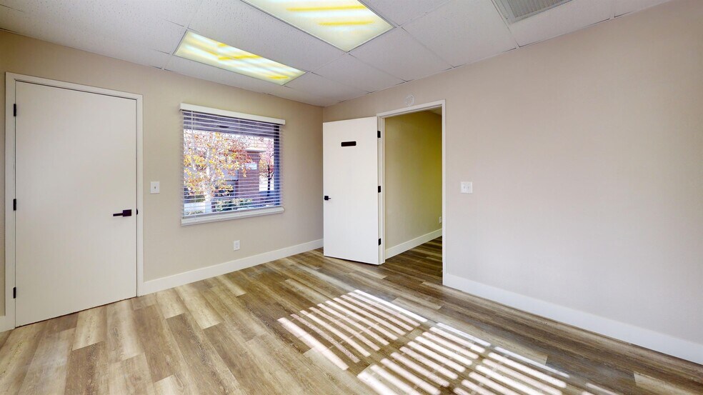 More Photos Of 1300 West St, Redding Office For Lease