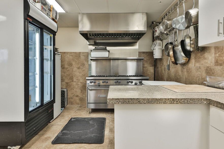More Photos Of 1489 Upper Gage Av, Hamilton Apartments For Sale