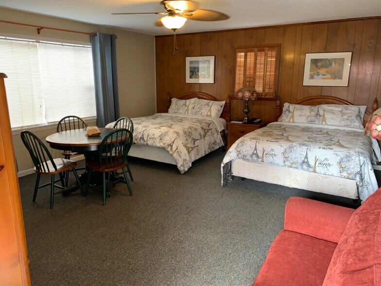 More Photos Of 290 N Main St, Robbinsville Hotel For Sale