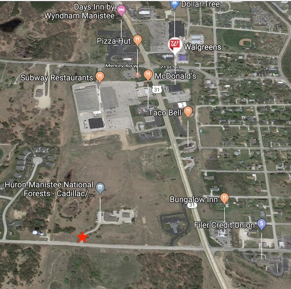 More Photos Of 412 Red Apple Rd, Manistee Office For Lease