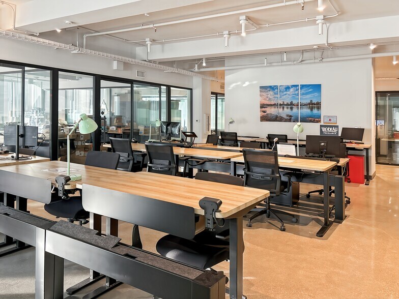 More Photos Of 250 Pacific Ave, Long Beach Coworking Space