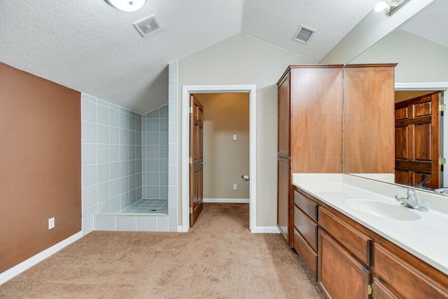 More Photos Of 34590 W County Line Rd, Yucaipa Storefront Retail Office For Lease