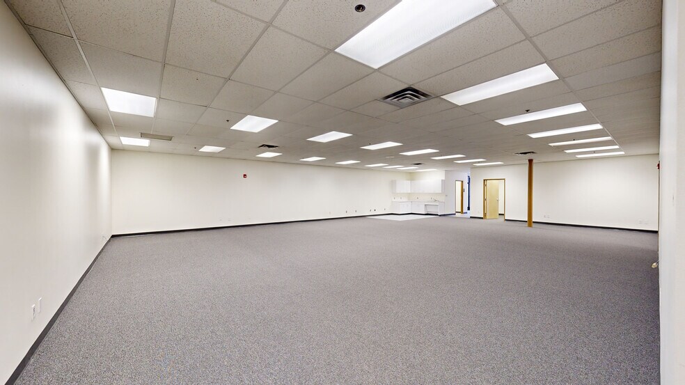 More Photos Of 3510 Pipestone Rd, Dallas Distribution For Lease