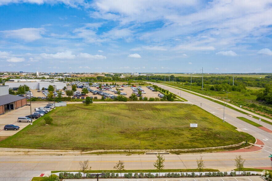 More Photos Of 240 N Burleson Blvd, Burleson Land For Sale