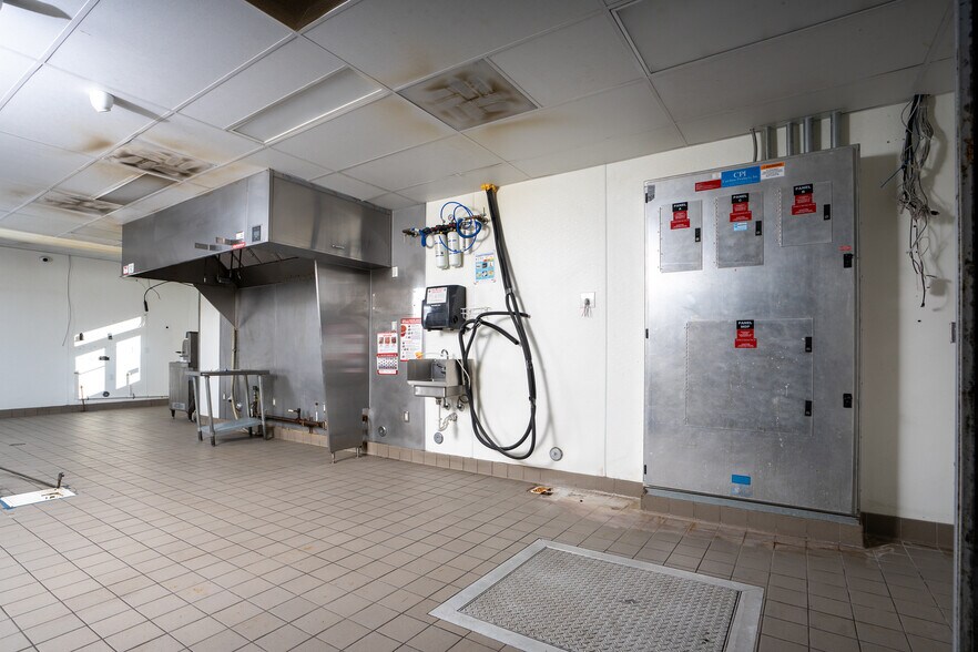 More Photos Of 7393 El Cajon Blvd, La Mesa Fast Food For Sale