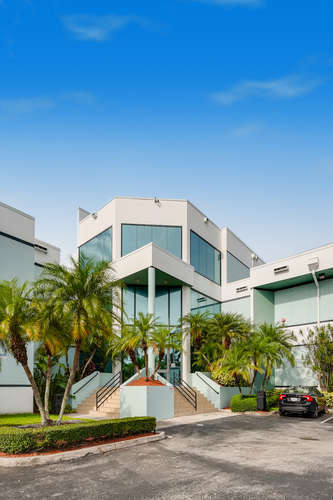 More Photos Of 1800 NW 89th Pl, Miami Refrigeration Cold Storage For Lease