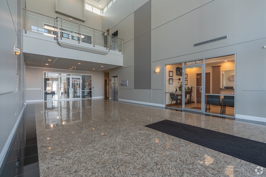 More Photos Of 7851 W 185th St, Tinley Park Unknown For Lease