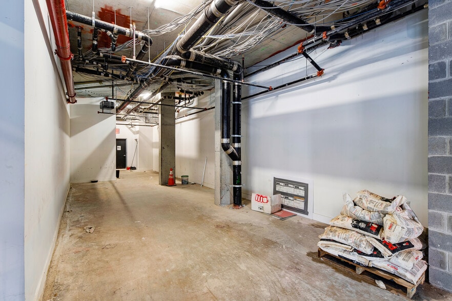 More Photos Of 40 Bruckner Blvd, Bronx Apartments For Lease