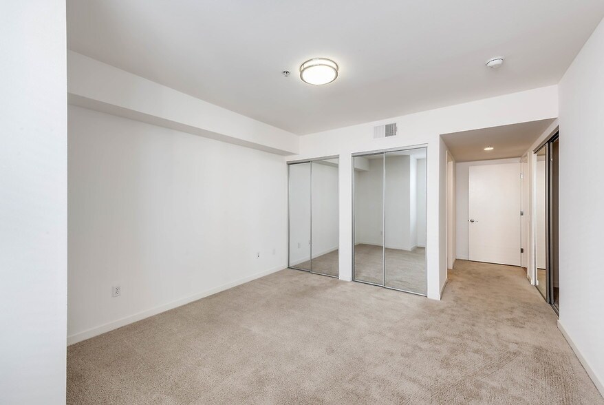More Photos Of 700 University Ave, Berkeley Multifamily For Sale