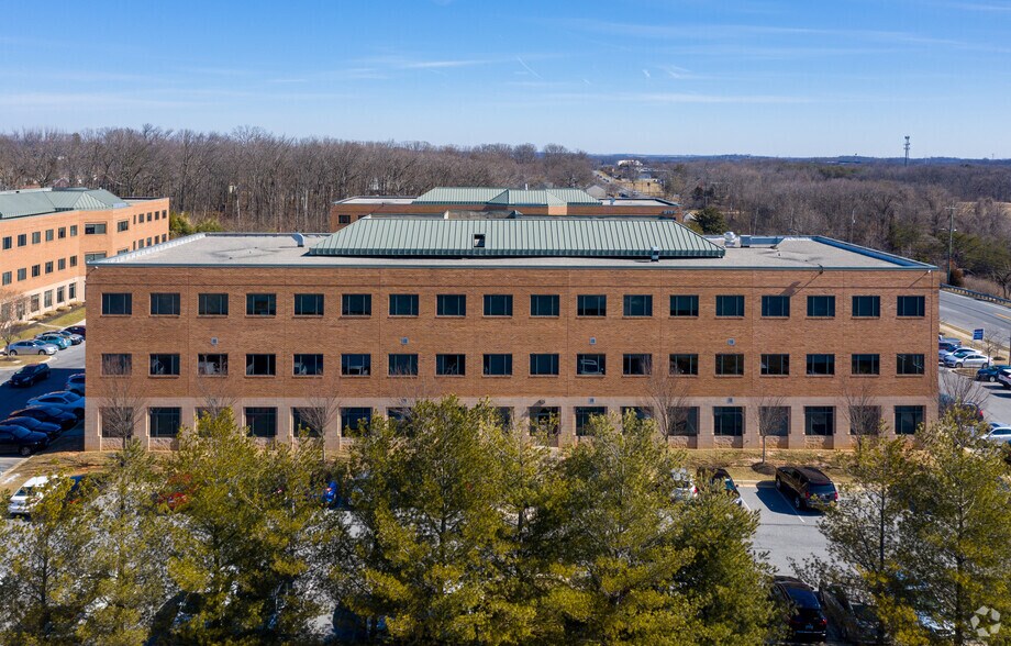 More Photos Of 9106 Philadelphia Rd, Rosedale Medical For Sale