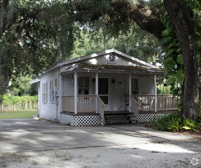 More Photos Of 94 N Hall St, LaBelle Office For Lease