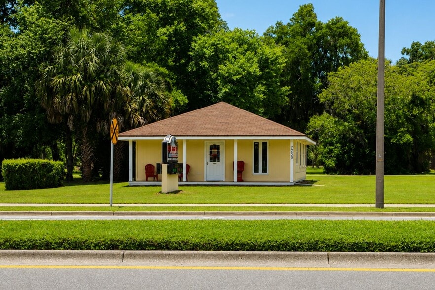 More Photos Of 7230 SE US Highway 301, Hawthorne Office For Sale