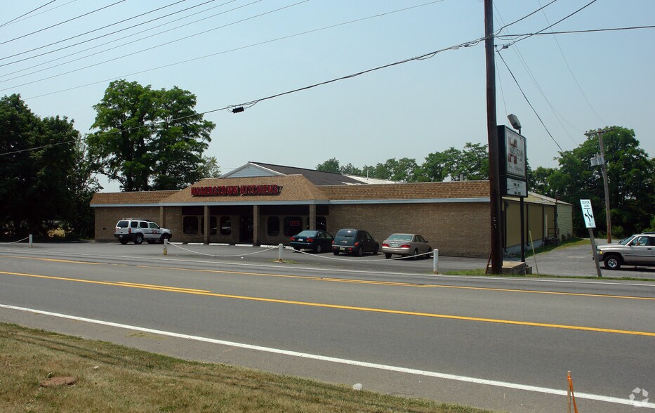 More Photos Of 13324 Pennsylvania Ave, Hagerstown General Retail For Sale