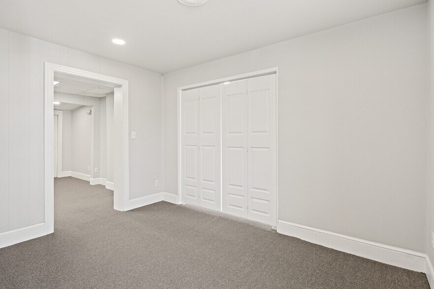 More Photos Of 229 E Main St, Westminster Office For Lease