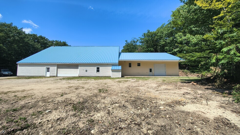More Photos Of 147 Middle Rd, Center Tuftonboro Warehouse For Sale
