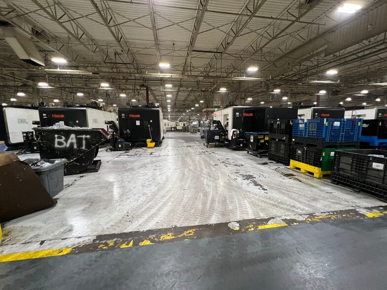 More Photos Of 1641 Thompson Rd, Hartselle Manufacturing For Lease