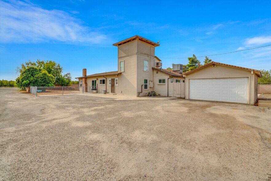 More Photos Of 21549 E River Rd, Escalon Land For Sale