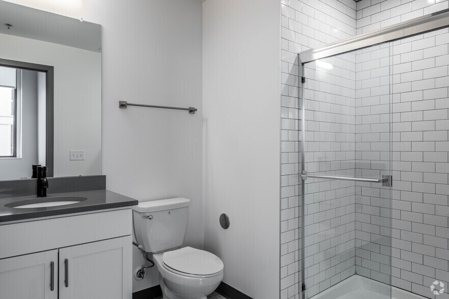 More Photos Of 366 E Broad St, Columbus Apartments For Lease