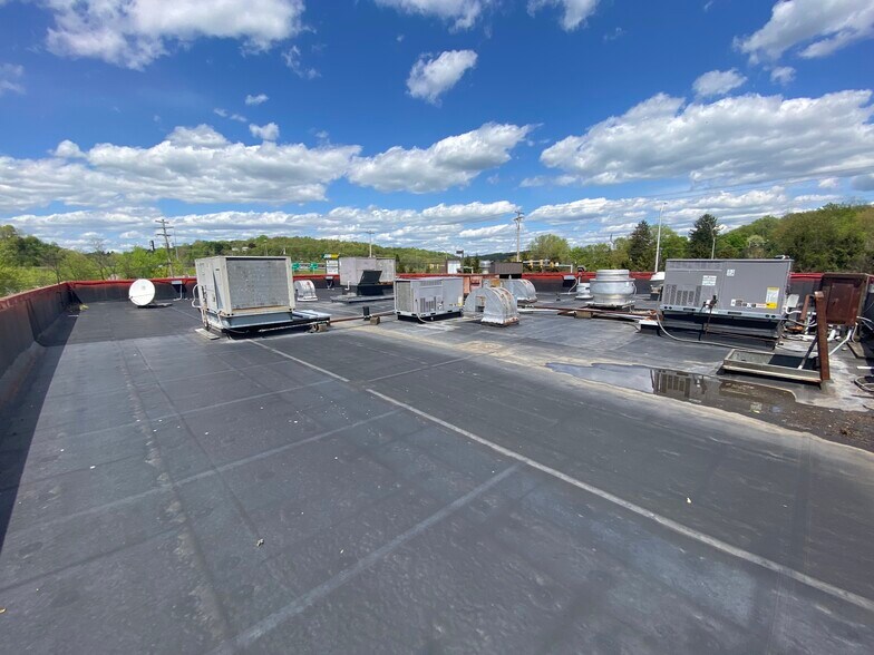 More Photos Of 200 Sheffield Dr, Delmont Restaurant For Lease