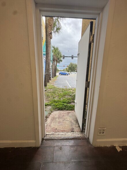 More Photos Of 2331 N State Road 7, Lauderhill Office For Sale