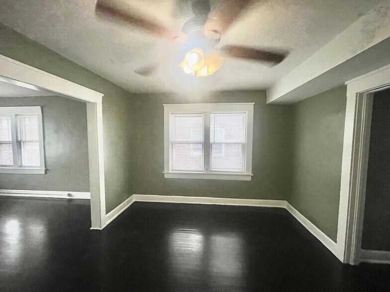 More Photos Of 3909-3911 Scarritt Ave, Kansas City Apartments For Sale