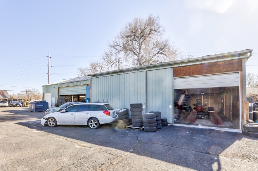 More Photos Of 11072 W 44th Ave, Wheat Ridge Warehouse For Sale