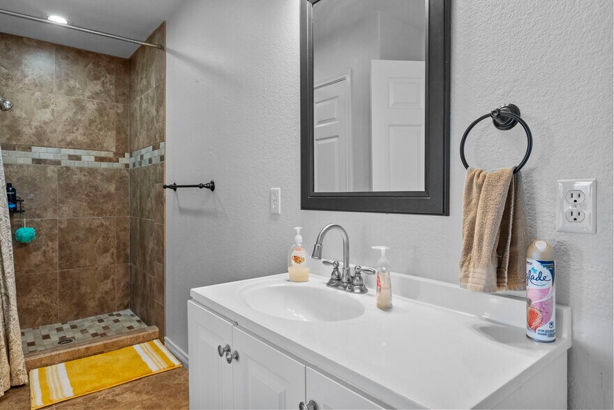More Photos Of 539 Oak Vista Dr, Burnet Land For Sale