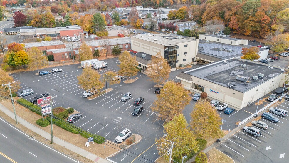 More Photos Of 346 Main Ave, Norwalk Restaurant For Lease