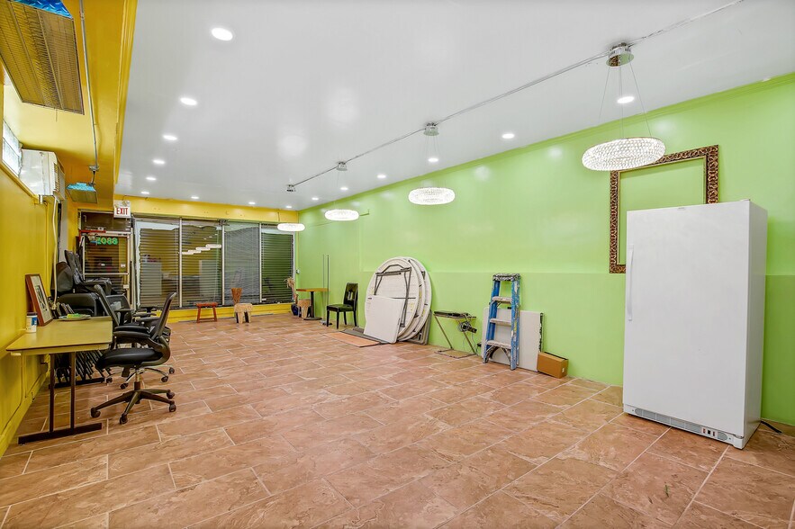More Photos Of 8801-8805 S Stony Island Ave, Chicago Storefront For Sale