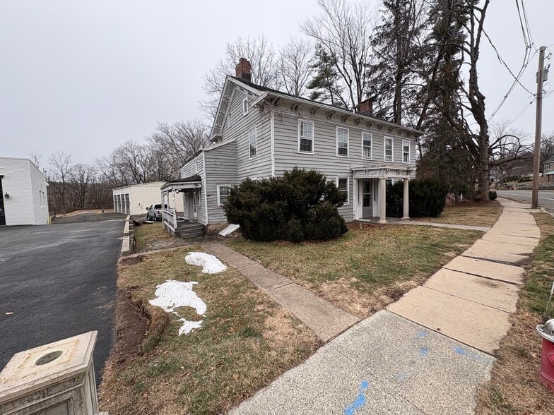 More Photos Of 163-165 Main St, Peapack Auto Dealership For Lease