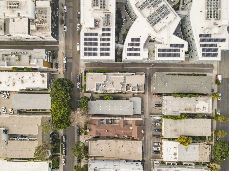 More Photos Of 1524 Granville Ave, Los Angeles Apartments For Sale