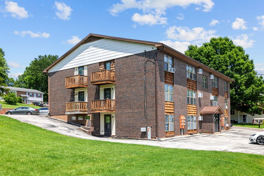 More Photos Of , Washington Multifamily For Sale