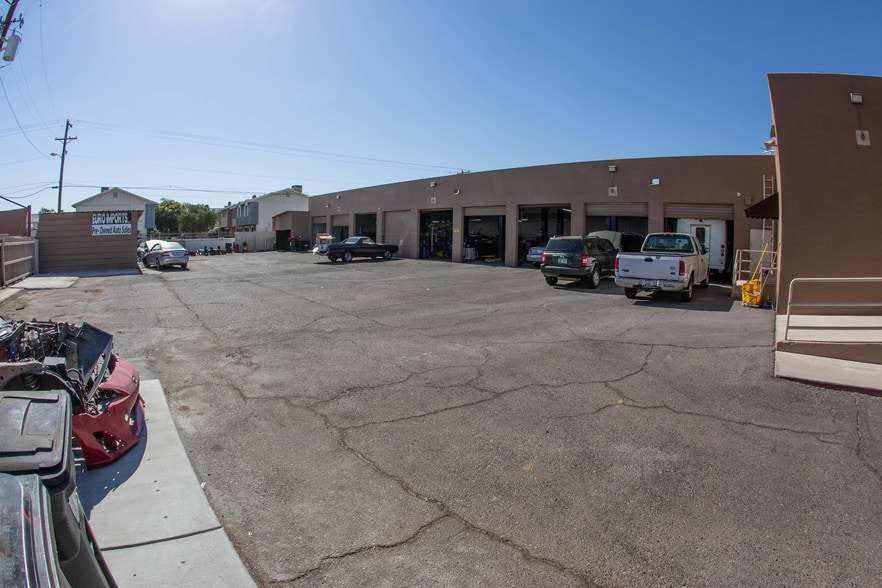 More Photos Of 2650 N Scottsdale Rd, Tempe Auto Dealership For Sale