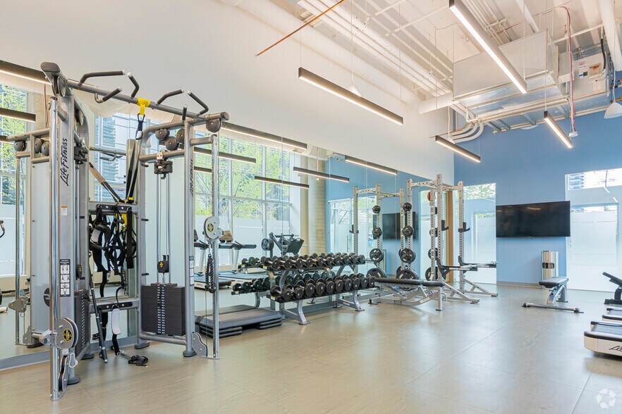 More Photos Of 903 8th Ave SW, Calgary Coworking Space