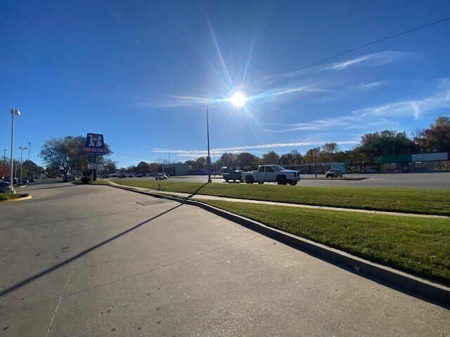 More Photos Of 0 Sunshine St, Springfield Land For Sale