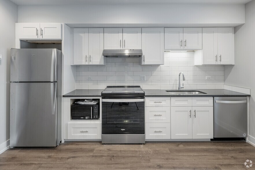 More Photos Of 1710 W Lunt Ave, Chicago Apartments For Sale