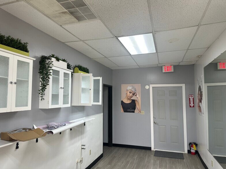 More Photos Of 6185 Buford Hwy, Peachtree Corners Office For Lease
